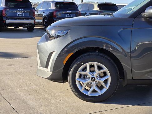 New 2025 Kia Soul S image 5