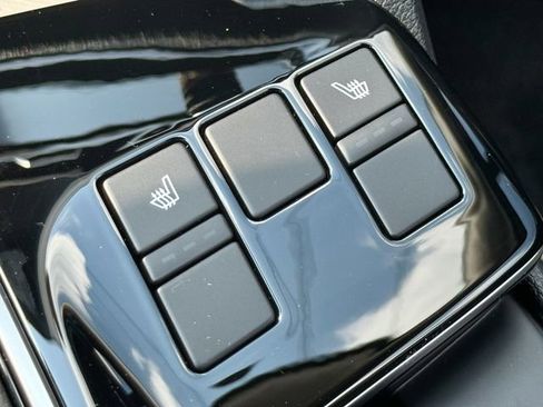 Certified 2025 Kia Sportage EX image 40