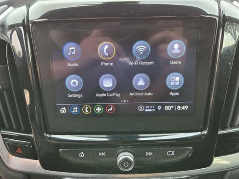 Used 2023 Chevrolet Traverse LT FWD image 16