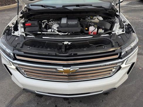 Certified 2024 Chevrolet Suburban High Country image 47