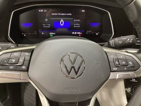 Used 2024 Volkswagen Jetta SE w/ Black Wheel Package image 19