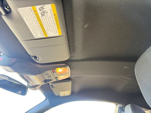Used 2025 Toyota GR86 w/ ALL Weather Mat Package (TMS) RWD image 18