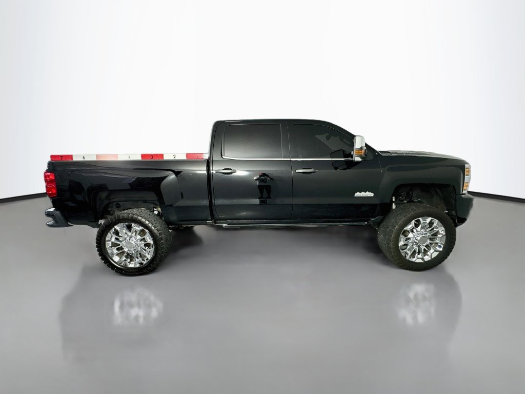 Used 2018 Chevrolet Silverado 2500 High Country w/ Duramax Plus Package AWD/4WD image 8