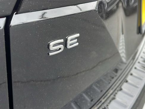 New 2025 Volkswagen Atlas Peak Edition SE image 29