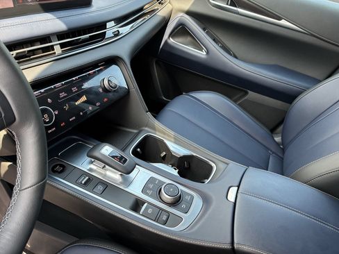 Certified 2026 INFINITI QX60 Sport AWD/4WD image 25