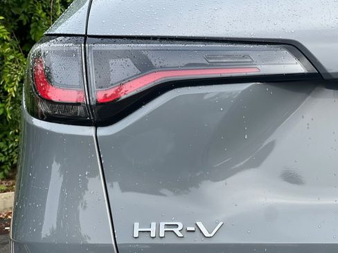 Certified 2024 Honda HR-V Sport image 27