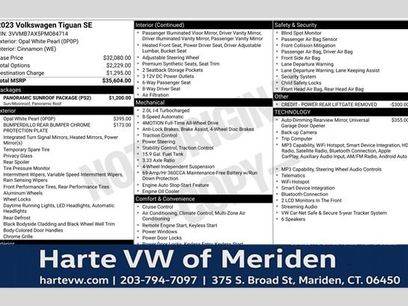 Used 2023 Volkswagen Tiguan SE w/ Panoramic Sunroof Package