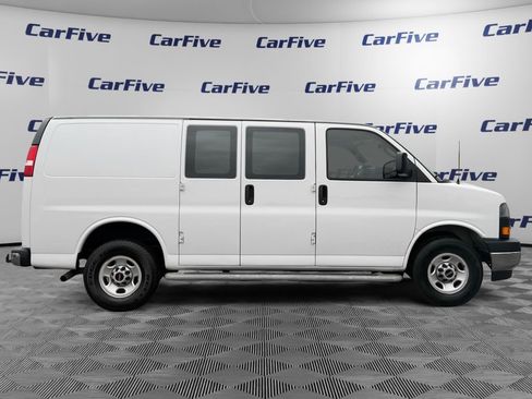 Used 2021 GMC Savana 2500 w/ Driver Convenience Package image 7