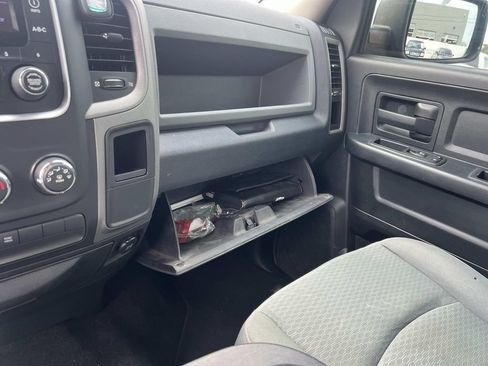 Used 2014 RAM 1500 Express AWD/4WD image 30