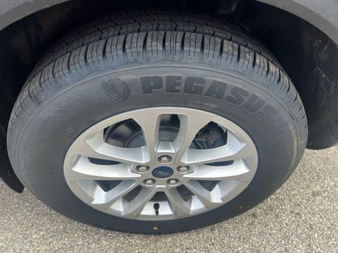 Used 2020 Ford Escape SE AWD/4WD image 19
