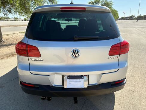 Used 2013 Volkswagen Tiguan S image 55