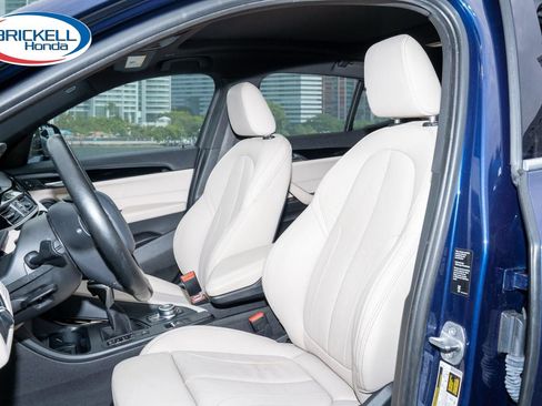 Used 2019 BMW X2 xDrive28i w/ Convenience Package AWD/4WD image 17