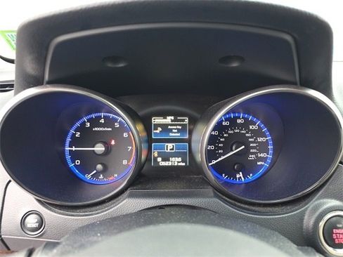 Used 2018 Subaru Outback 2.5i Limited image 12