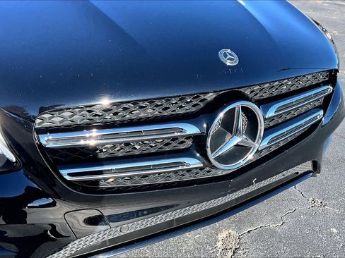 Used 2019 Mercedes-Benz GLC 300 image 29