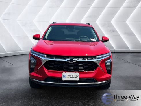 New 2026 Chevrolet Trax LT FWD image 8