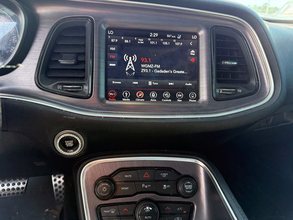 Used 2018 Dodge Challenger SXT Plus RWD image 11
