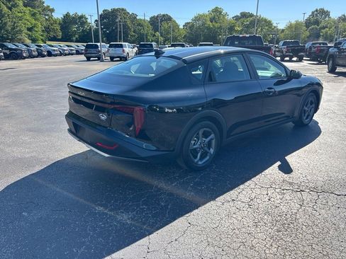 Used 2025 Kia K4 FWD image 3