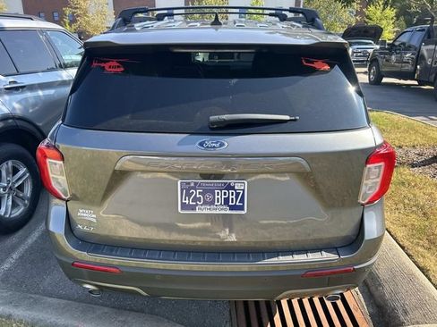 Used 2024 Ford Explorer XLT w/ Equipment Group 202A RWD image 7