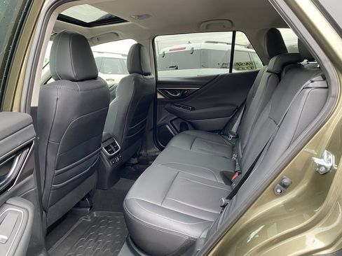 Used 2025 Subaru Outback Limited image 16