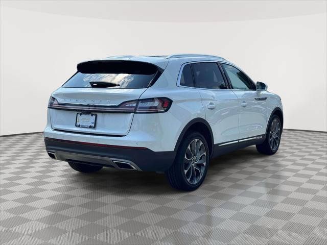 Used 2022 Lincoln Nautilus Reserve AWD/4WD image 7