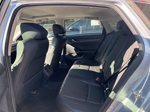 Used 2018 Honda Accord EX-L image 6