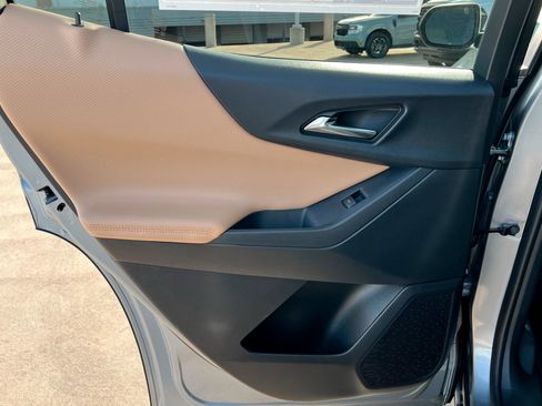 New 2026 Chevrolet Equinox ACTIV w/ Convenience Package III image 19