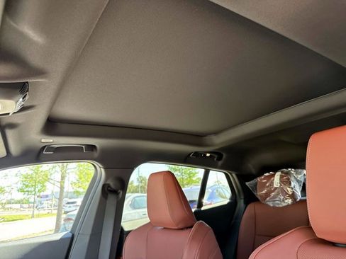 New 2026 BMW X2 xDrive28i w/ Technology Package AWD/4WD image 22