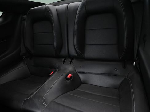 Used 2019 Ford Mustang GT Premium RWD image 14