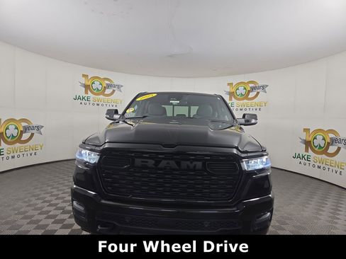 Certified 2025 RAM 1500 Big Horn AWD/4WD image 3