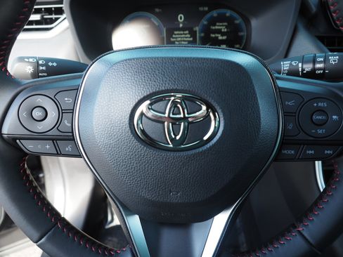 Used 2025 Toyota RAV4 XSE image 25