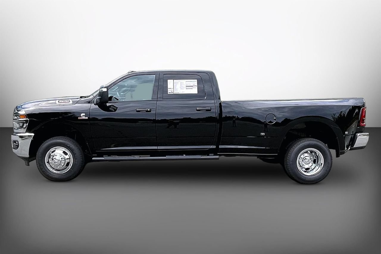 New 2026 RAM 3500 Tradesman AWD/4WD image 5