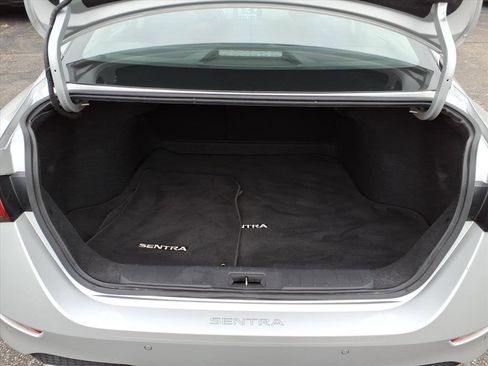 Used 2022 Nissan Sentra SV image 7