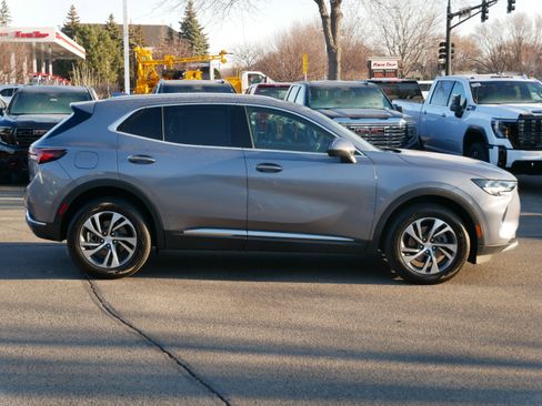 Used 2021 Buick Envision Essence image 10