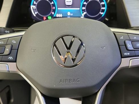 Used 2026 Volkswagen Atlas Cross Sport SE AWD/4WD image 14
