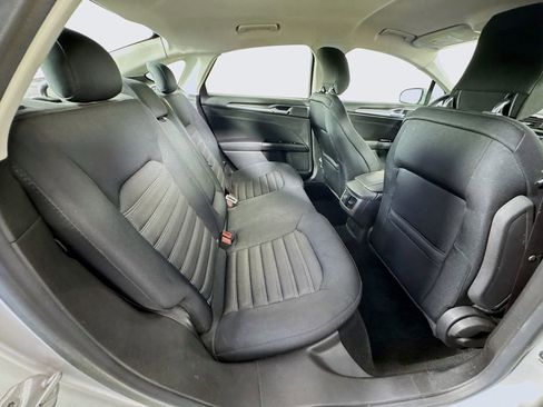 Used 2014 Ford Fusion SE image 30