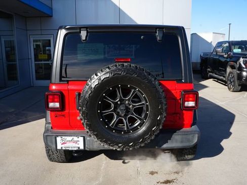Used 2019 Jeep Wrangler Unlimited Sport S image 33