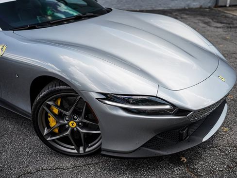 Used 2021 Ferrari Roma image 7