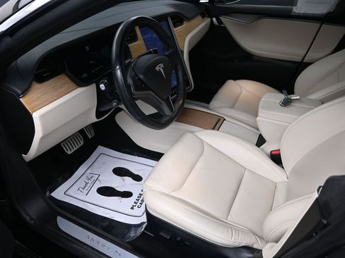 Used 2020 Tesla Model S Performance AWD/4WD image 25