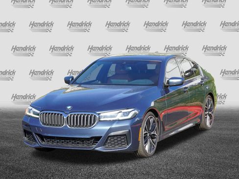 Certified 2023 BMW 530i 530i w/ M Sport Package image 5