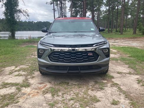 New 2026 Chevrolet TrailBlazer RS w/ Convenience Package FWD image 8