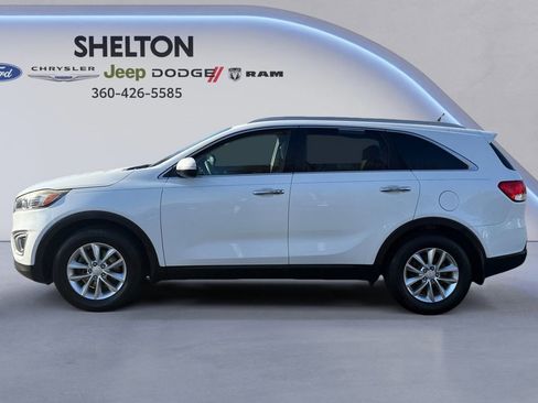 Used 2016 Kia Sorento LX FWD image 3