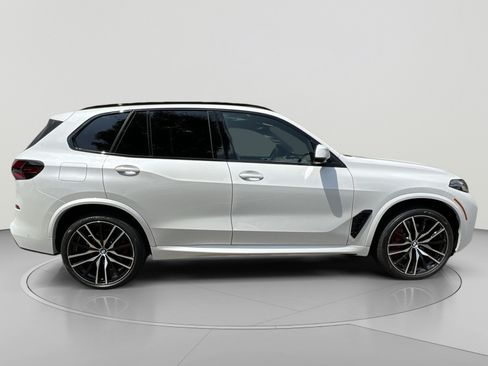 Used 2025 BMW X5 xDrive40i w/ Executive Package AWD/4WD image 14