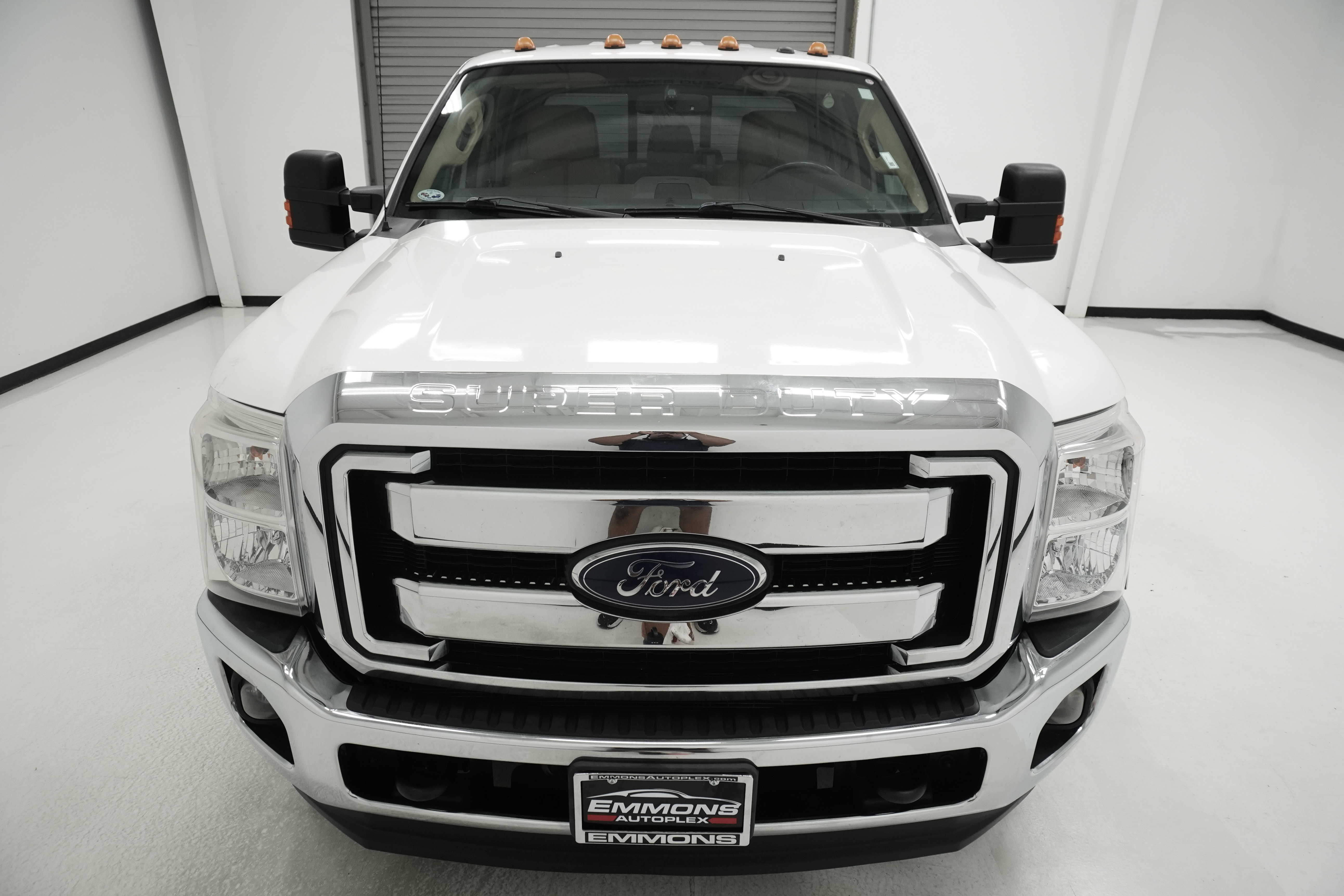 Used 2016 Ford F350 Lariat w/ Lariat Interior Package AWD/4WD image 2