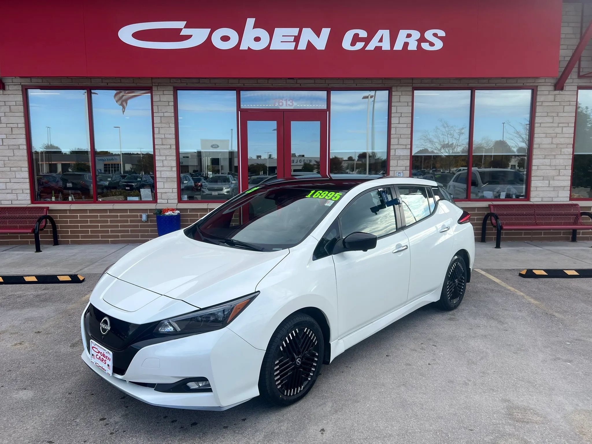 Used 2023 Nissan Leaf SV Plus FWD image 1