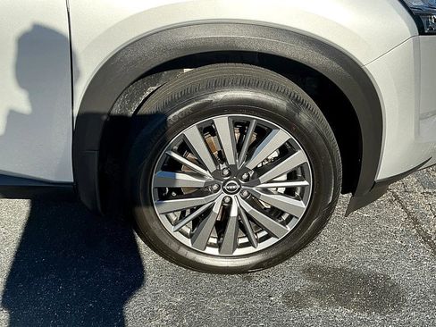 Certified 2024 Nissan Pathfinder SL w/ SL Premium Package image 10