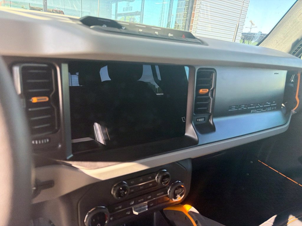 Used 2023 Ford Bronco Badlands AWD/4WD image 15