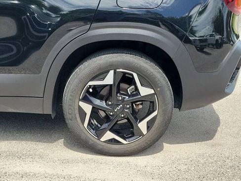 Certified 2024 Kia Seltos EX FWD image 6