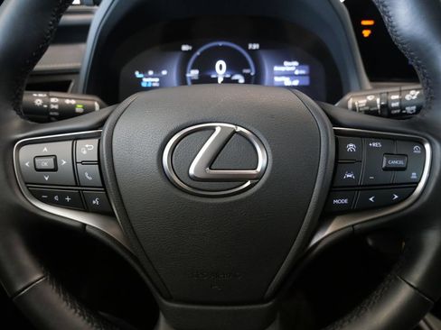 Used 2025 Lexus UX 300h AWD w/ Cold Area Package image 19