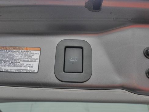 Used 2020 Toyota Sienna XLE Premium image 17