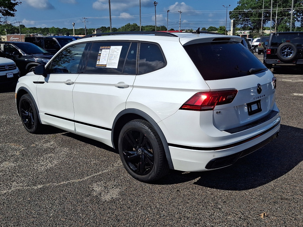 Used 2023 Volkswagen Tiguan SE R-Line FWD image 3
